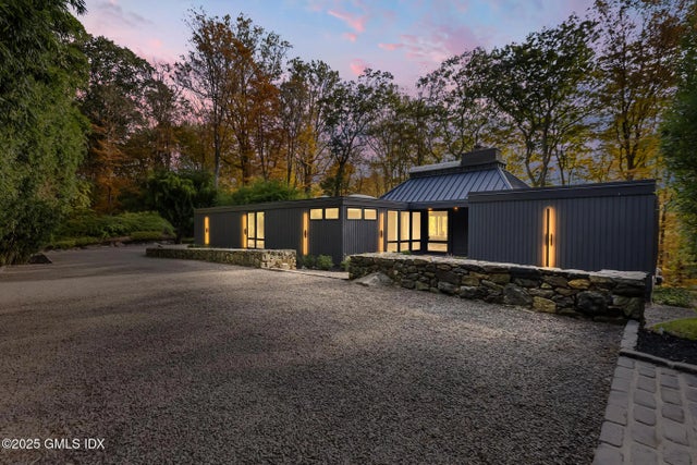 15 Audubon Lane, Greenwich