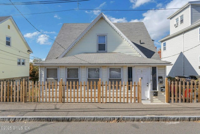 38 Alexander Street, Greenwich