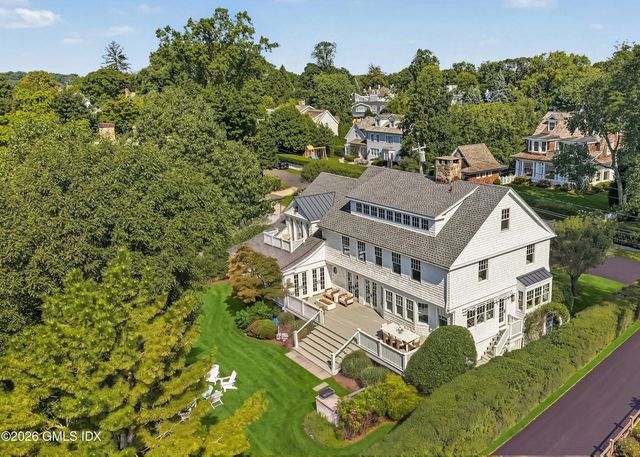 24 Rocky Point Road, Old Greenwich