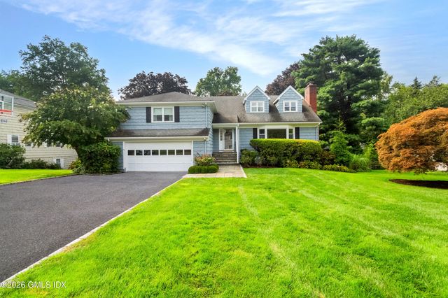 18 Shady Brook Lane, Old Greenwich
