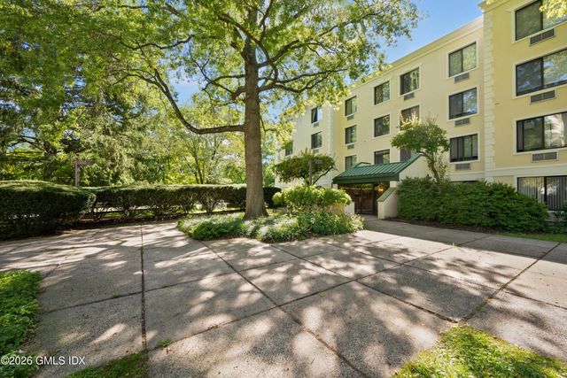 1525 E Putnam Avenue 307, Greenwich