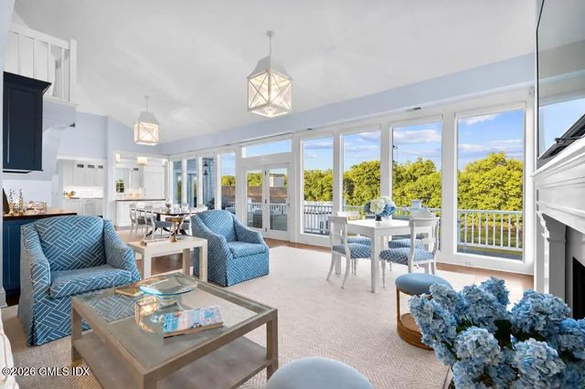 633 Steamboat Road Apt 4, Greenwich