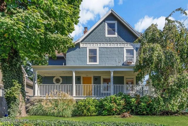 127 Lake Avenue, Greenwich