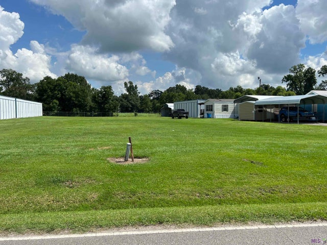 6158 Island Rd, Jarreau