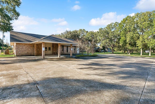 1651 Church St, Zachary