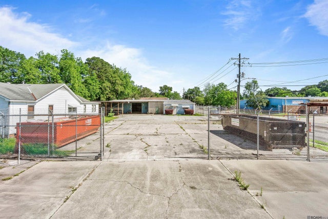 4959 / 4945 Hollywood St, Baton Rouge