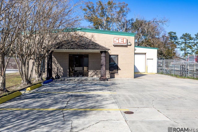 208 W Eastbank Ave, Gonzales