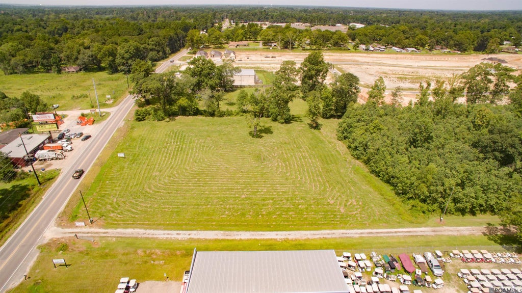 8611 Florida Blvd, Denham Springs