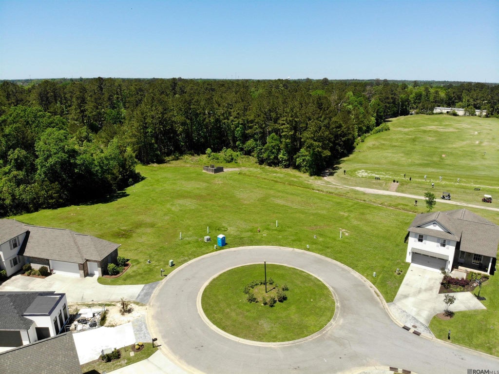 9380 St Andrews Ct W, Denham Springs