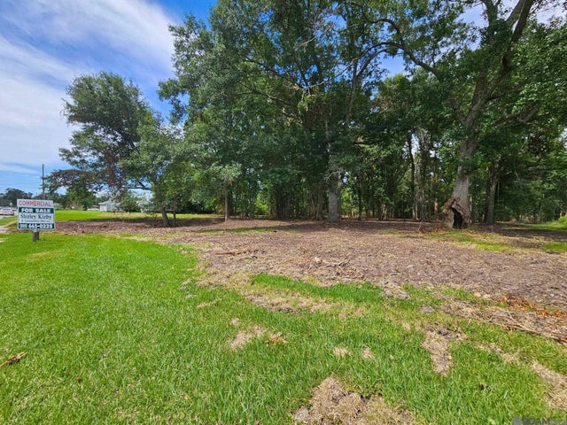 3103-3093 W Park Avenue, Gray