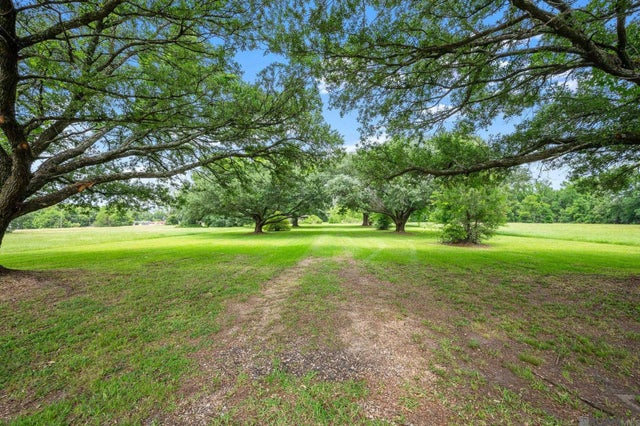 8085 Hooper Rd, Baton Rouge