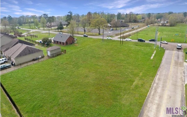 3526 Sherwood Forest Dr, Baton Rouge