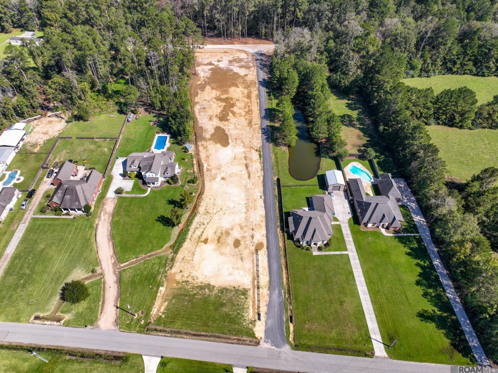 34968 Clinton Allen Rd, Denham Springs