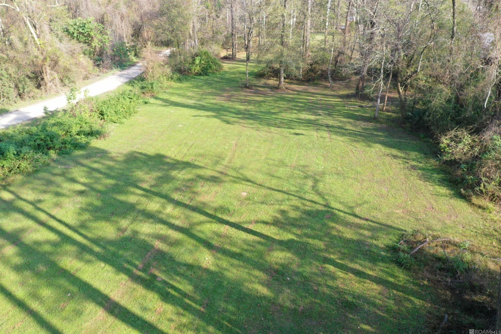 1.95 Acres 4-h Club Rd, Denham Springs
