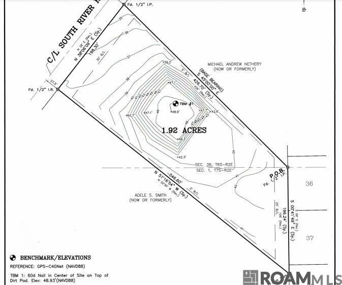 945 S River Rd, Denham Springs