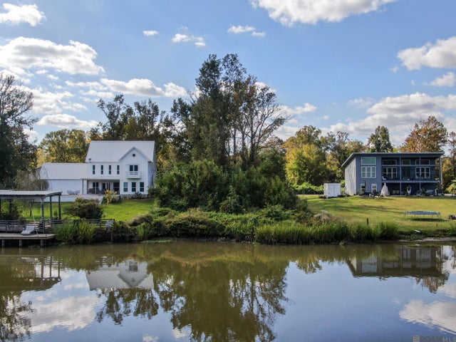 14390 Bayou Terrace Dr, St Amant