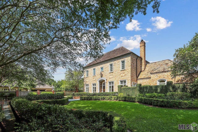 17835 E Augusta Dr, Baton Rouge