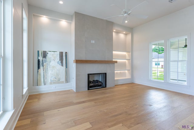 7517 Mcmahon Dr, Baton Rouge