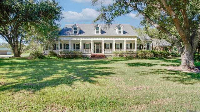 216 Ridgewood Blvd., Golden Meadow