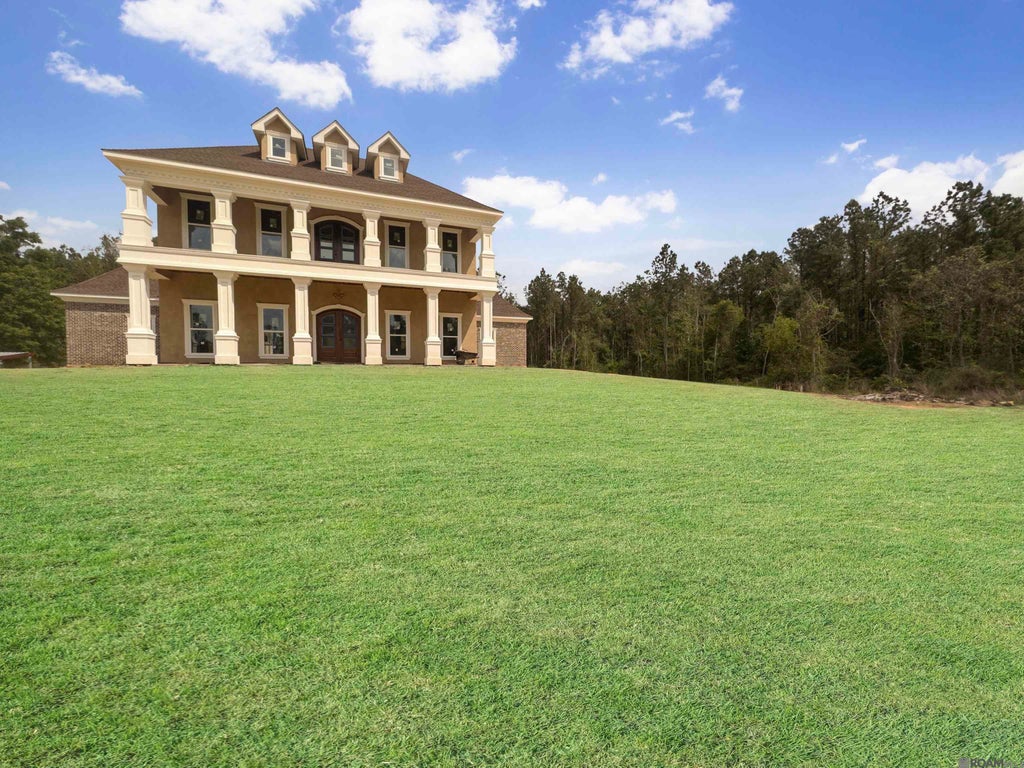 22231 Kristi Ln, Holden