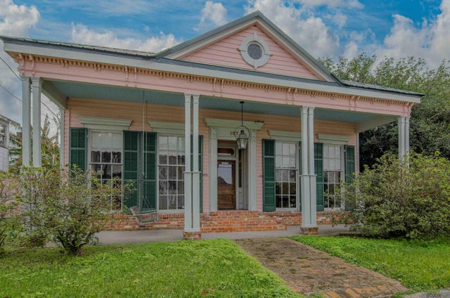 107 Chetimatches St, Donaldsonville