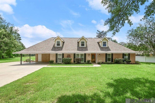 12581 Roundsaville Rd, Baton Rouge