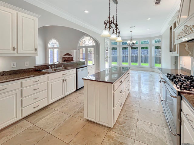 20695 Vermont St, Livingston