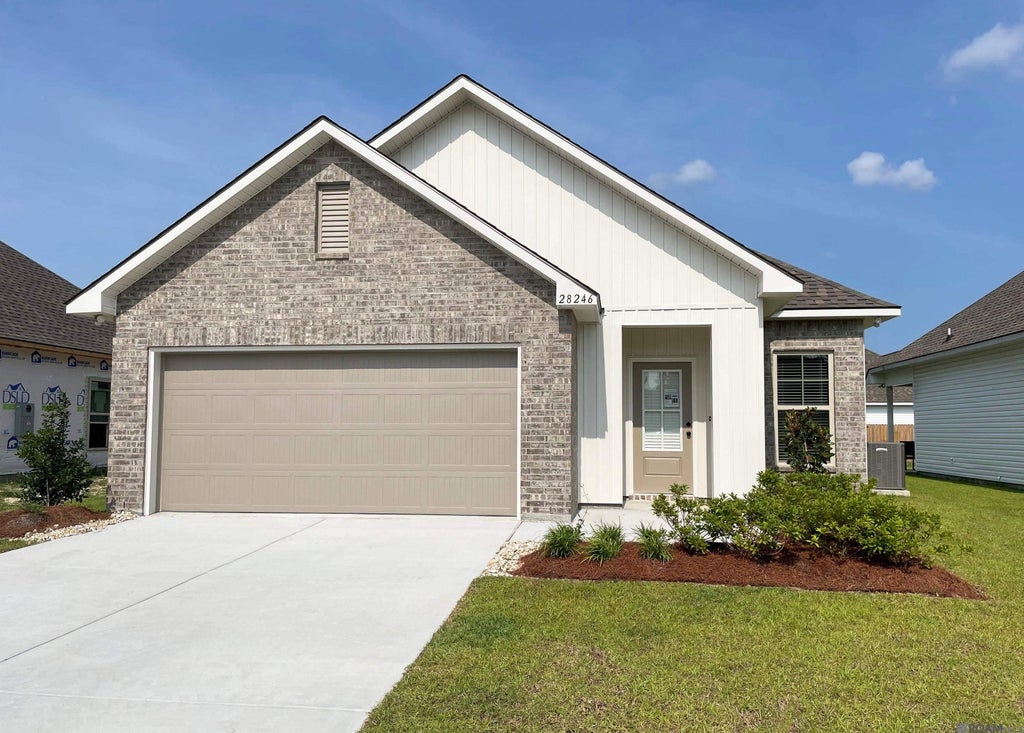 28246 Moreau Dr, Denham Springs
