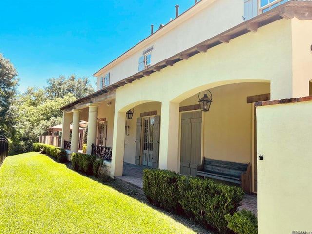 5806 Highland Rd, Baton Rouge