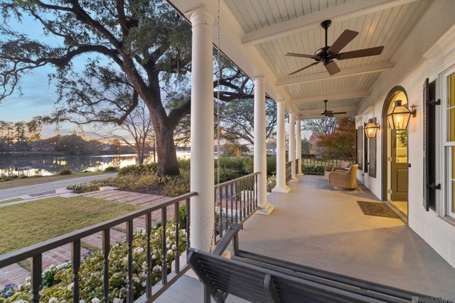 3381 E Lakeshore Dr, Baton Rouge
