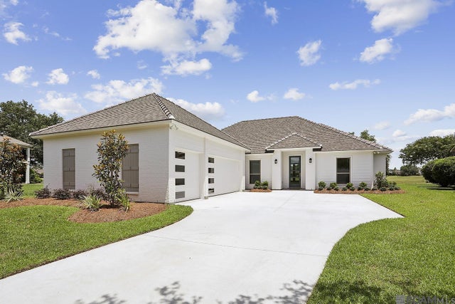 6112 Royal Palms Ct, Gonzales