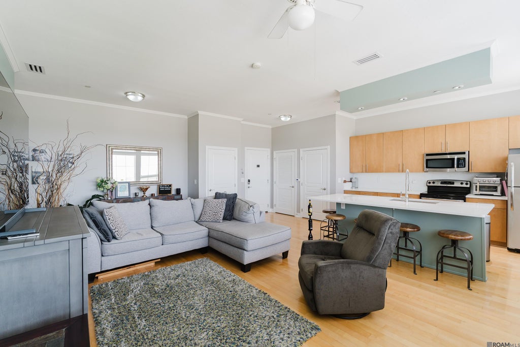7707 Bluebonnet Blvd, Baton Rouge