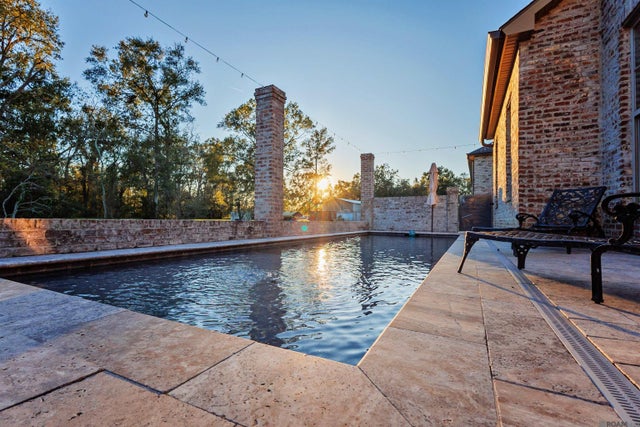 11081 Toria Ln, St Amant