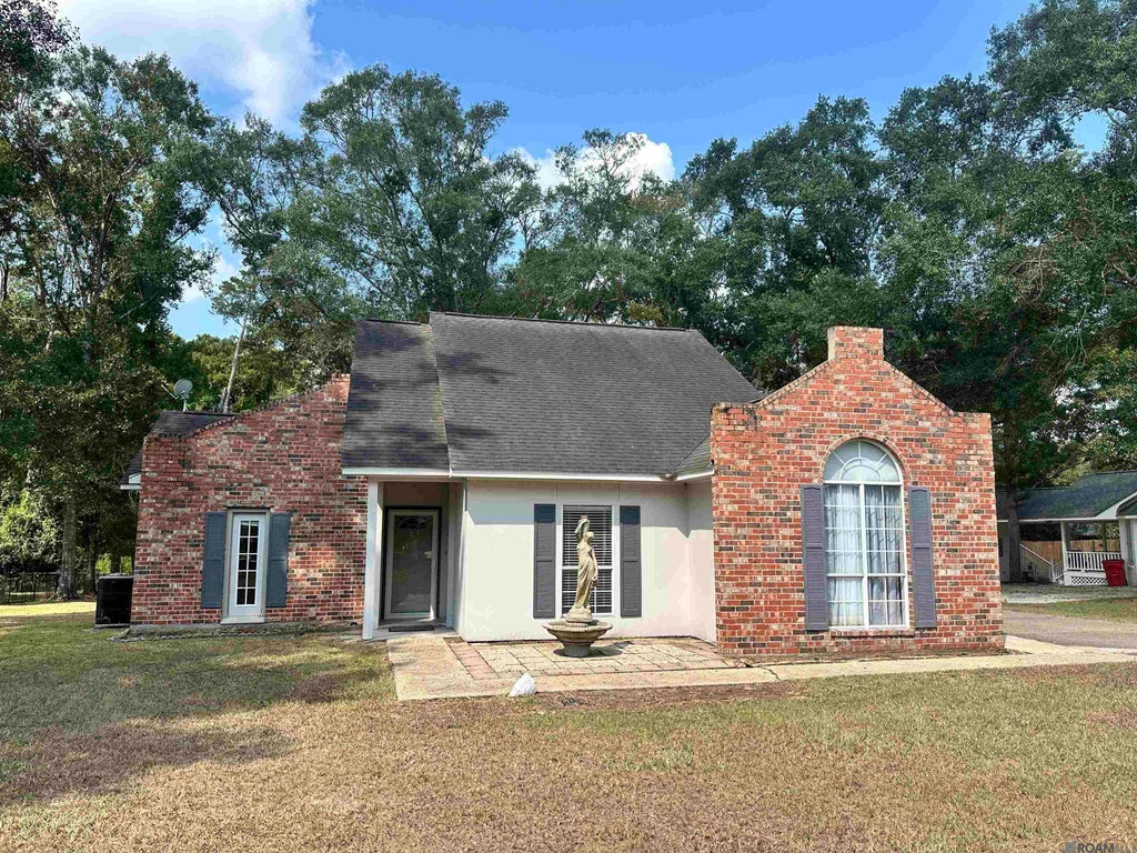 17419 Summerfield Rd North, Prairieville