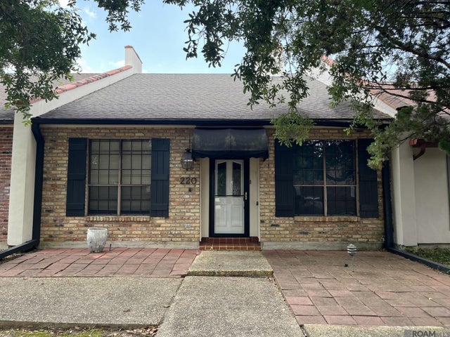 220 Mcgehee Dr, Baton Rouge