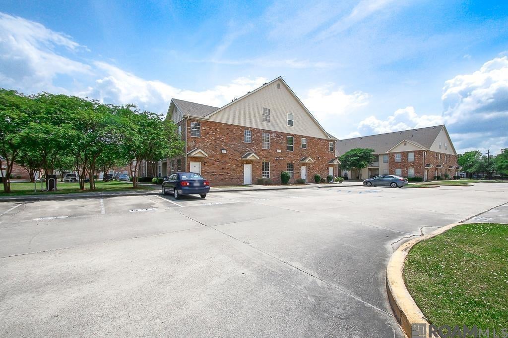 4441 Burbank Dr, Baton Rouge