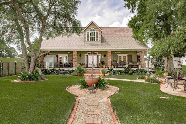 10261 Island Rd, Ventress