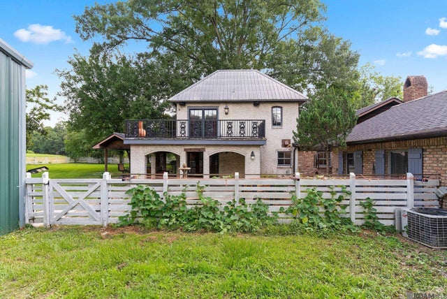 14421 Highland Rd, Baton Rouge