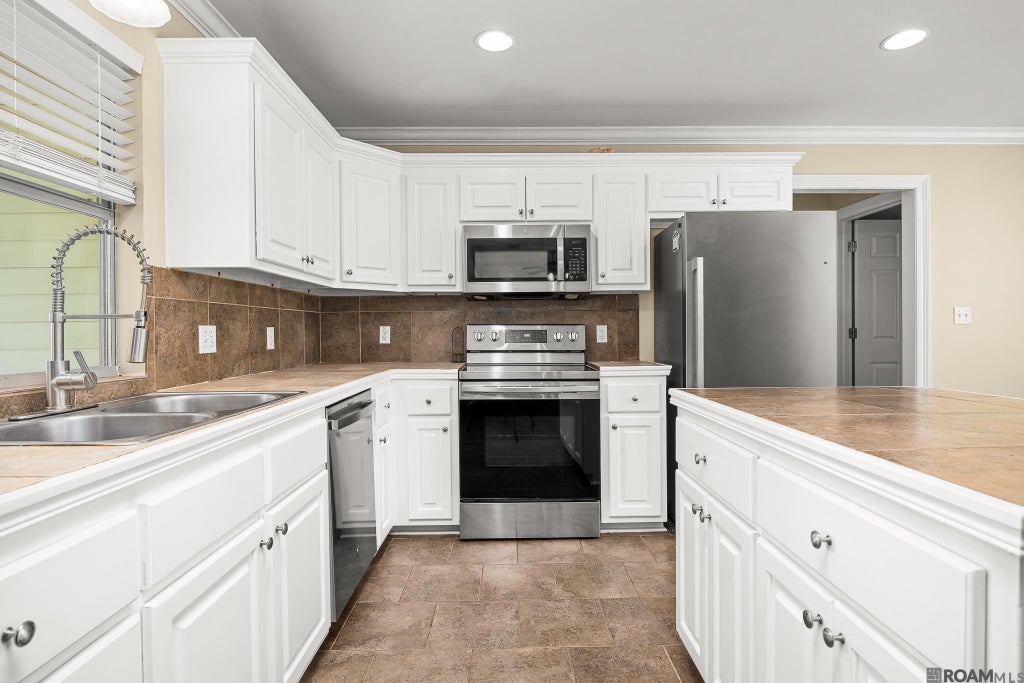 11319 Peggy St, St Amant