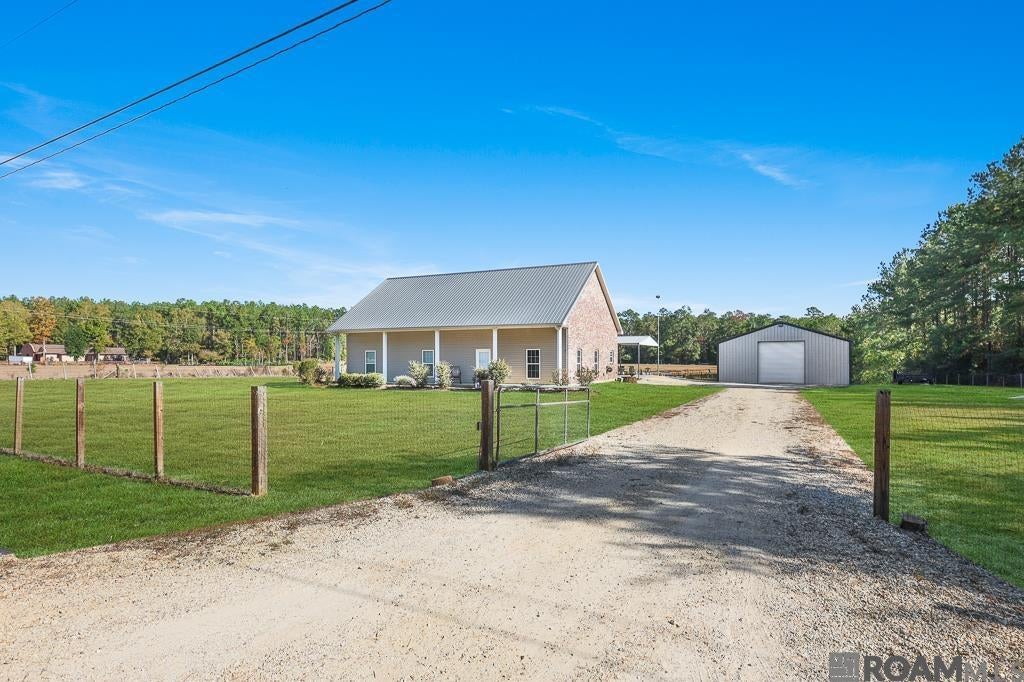 23748 Hutchinson Rd, Springfield