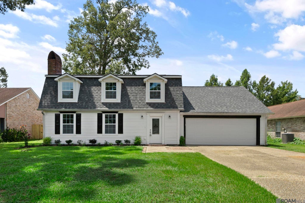 1426 Weeping Willow Blvd, Denham Springs