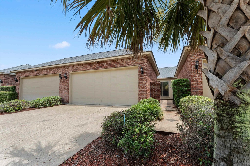 7062 Caddy's Ct, Gonzales