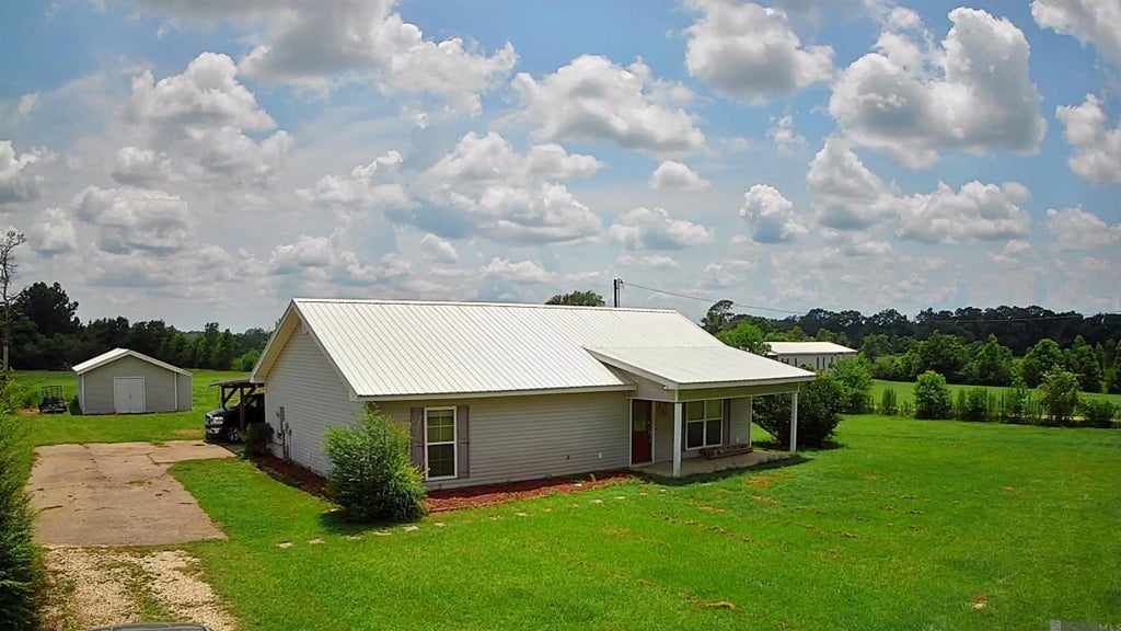 17512 School Rd, Independence