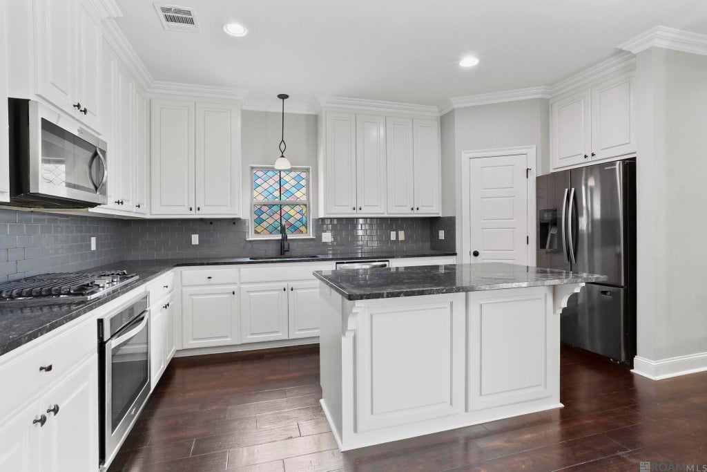 16520 Orchard Way Dr, Prairieville