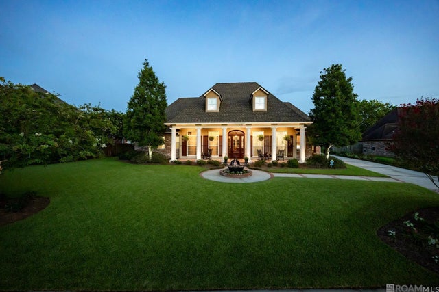 15738 Woodland Trail Ave, Baton Rouge