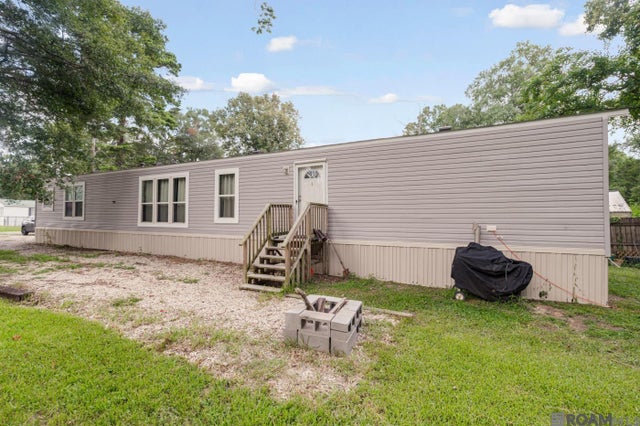 8214 Thistle St, Denham Springs