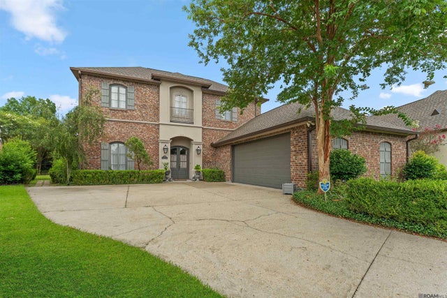 11011 Shoreline Dr, Baton Rouge