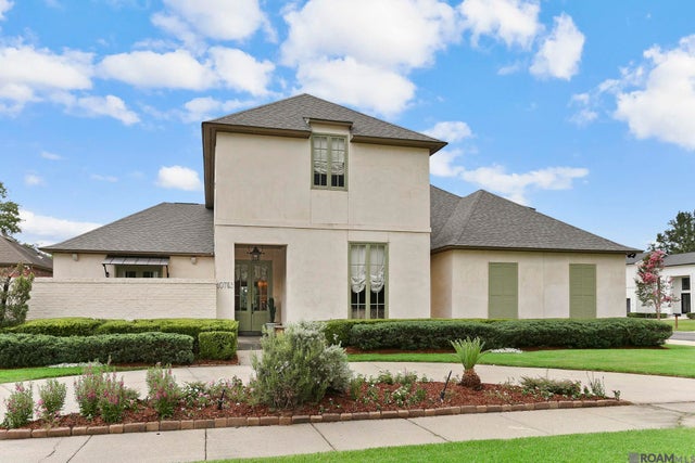 10753 Oakline Dr, Baton Rouge