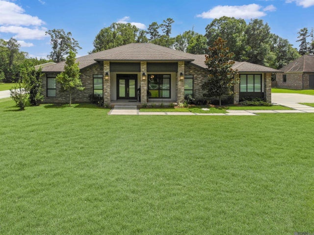 9788 Hunter Brook Ln, Denham Springs