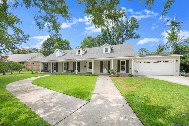 6061 Hibiscus Dr, Baton Rouge